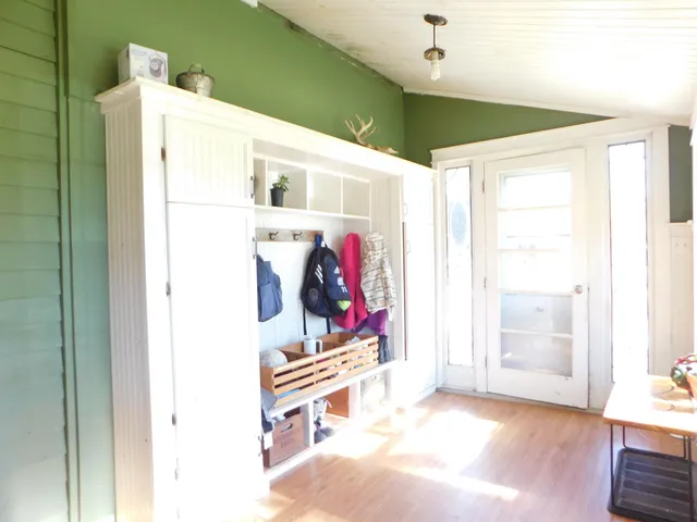 $284,900 | 69217 51st Street, Lawrence, MI 49064