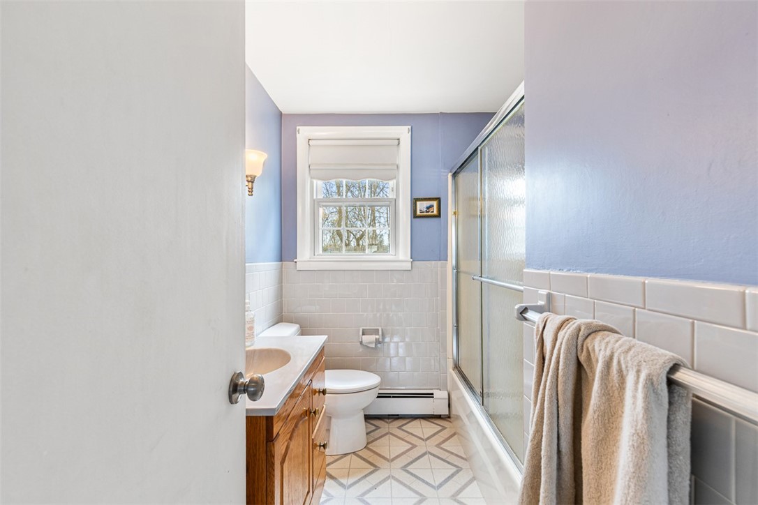 60 Star Street Warwick, RI 02888 - Photo 15 of 50