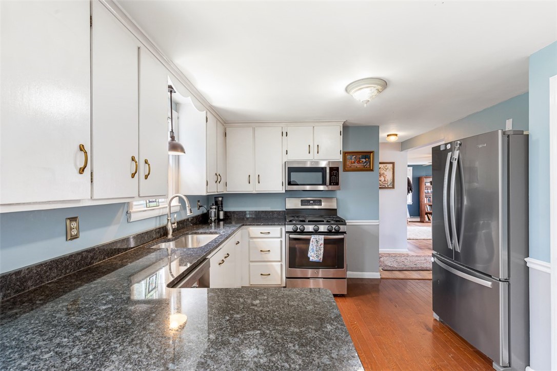 60 Star Street Warwick, RI 02888 - Photo 20 of 50