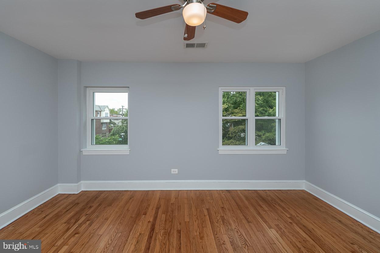3703 Elkader Road Baltimore, MD 21218 - Photo 18 of 34