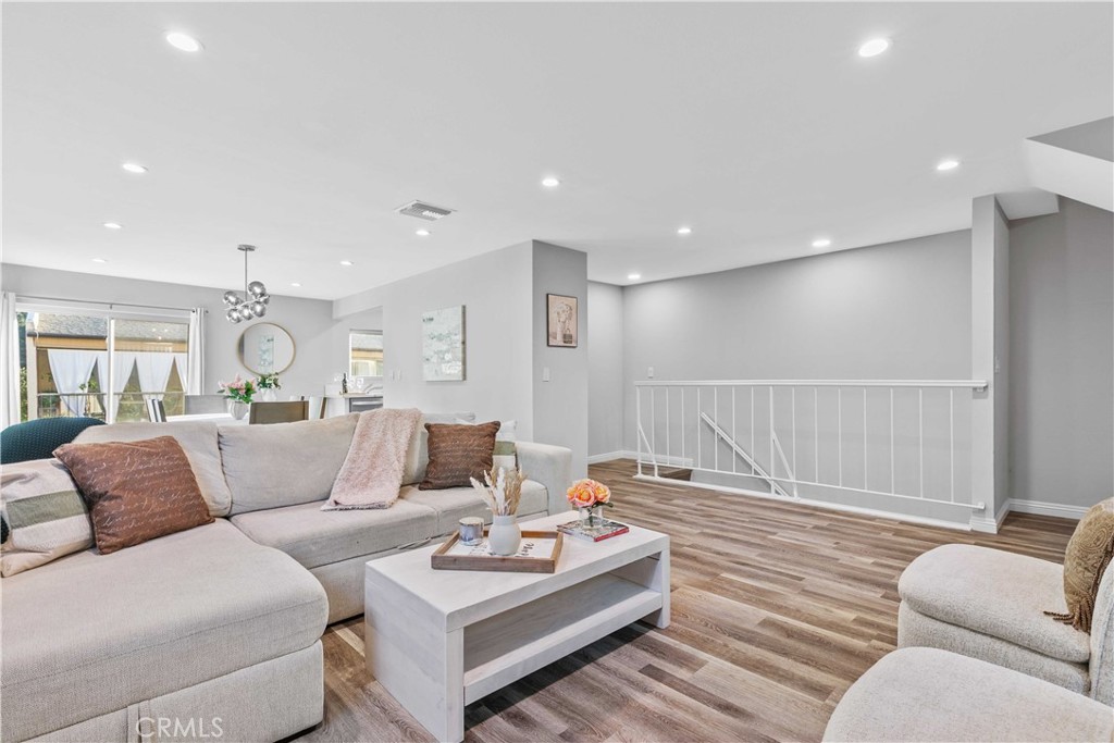 1881 Alpha Road, Unit 8 Glendale, CA 91208 - Photo 12 of 37