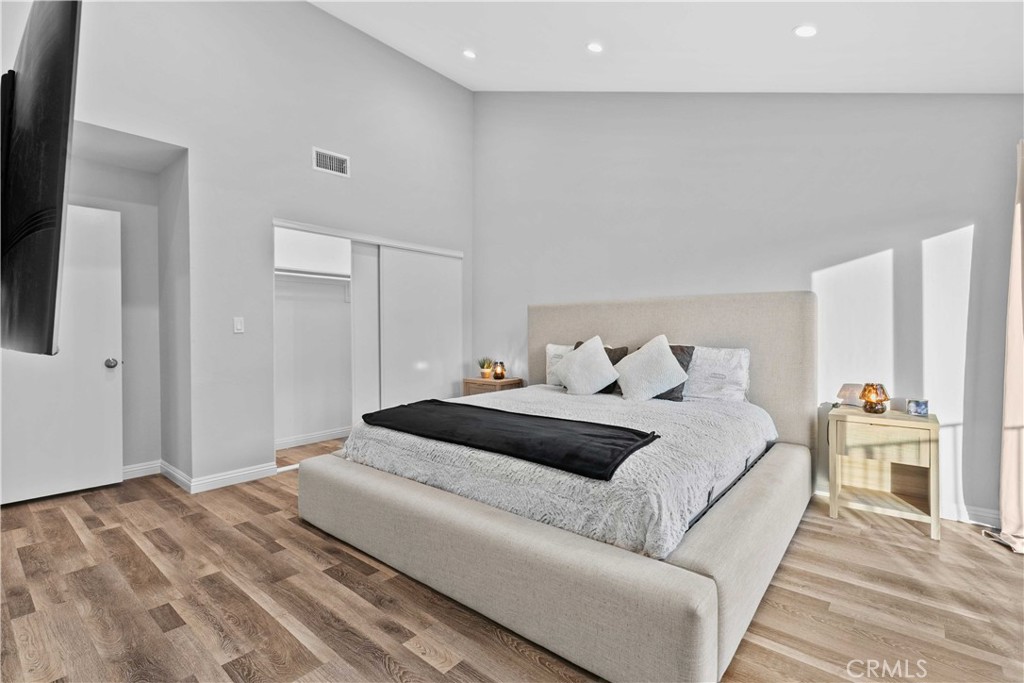 1881 Alpha Road, Unit 8 Glendale, CA 91208 - Photo 29 of 37