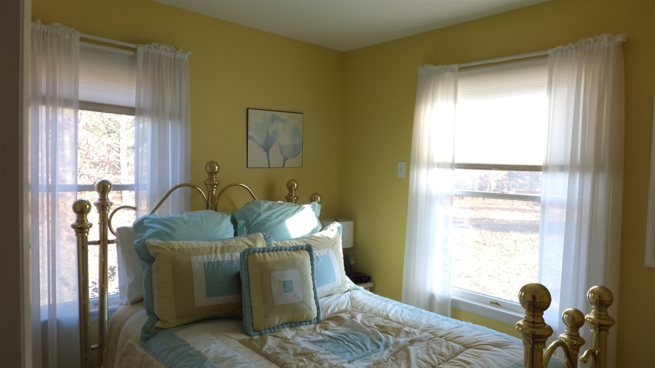 11307 Diamond Park Road Interlochen, MI 49643 - Photo 13 of 30 1840506-12.JPG