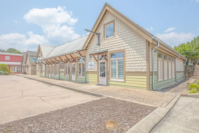 $415,000 | 103 Deer Ridge Lane, Rock Spring, GA 30739