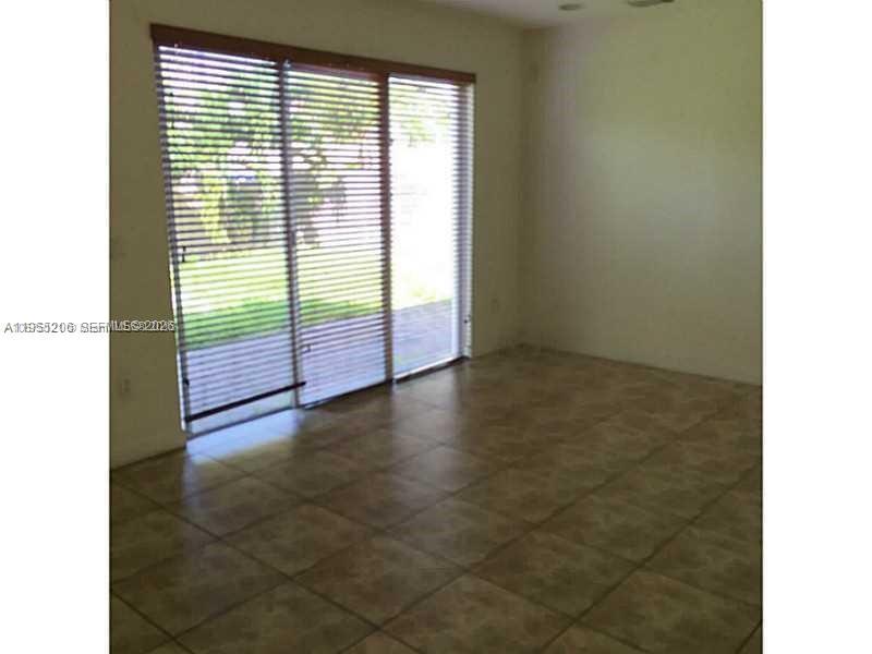 15389 Southwest 90th Terrace Miami, FL 33196 - Photo 11 of 67