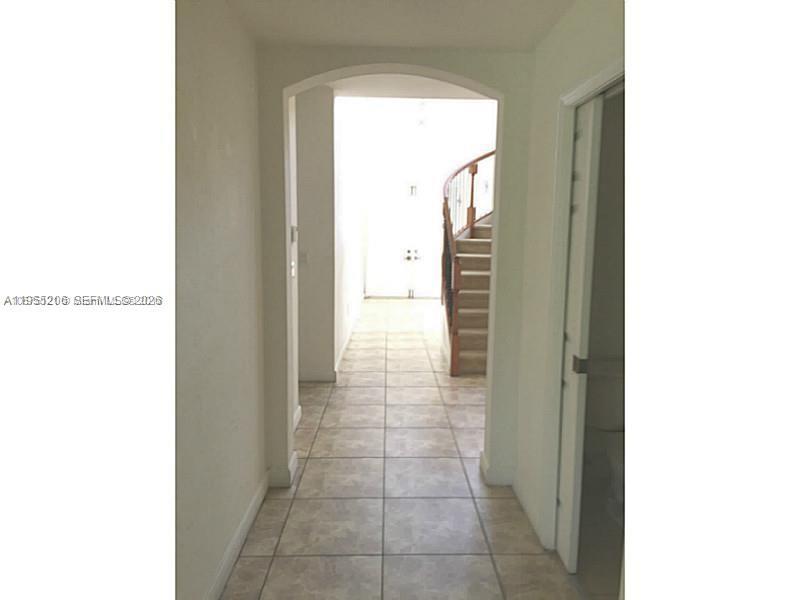 15389 Southwest 90th Terrace Miami, FL 33196 - Photo 16 of 67 ENTRY FOYER VIEW