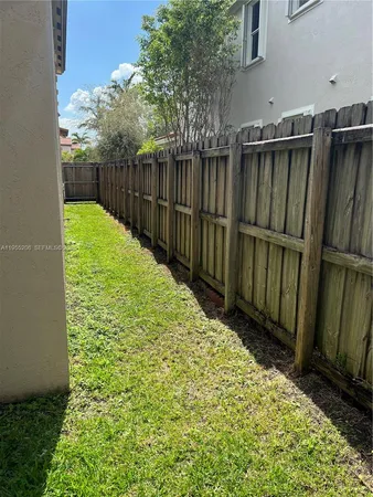 an empty room with a empty space