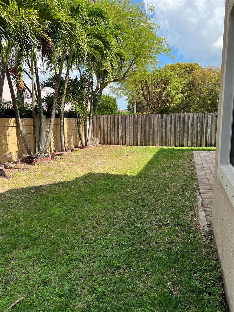 15389 Southwest 90th Terrace Miami, FL 33196 - Photo 20 of 67