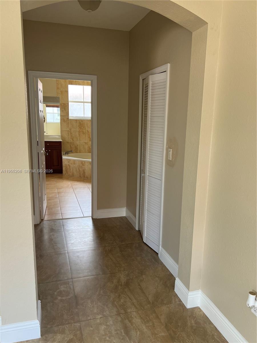 15389 Southwest 90th Terrace Miami, FL 33196 - Photo 32 of 67 MASTER BED FOYER