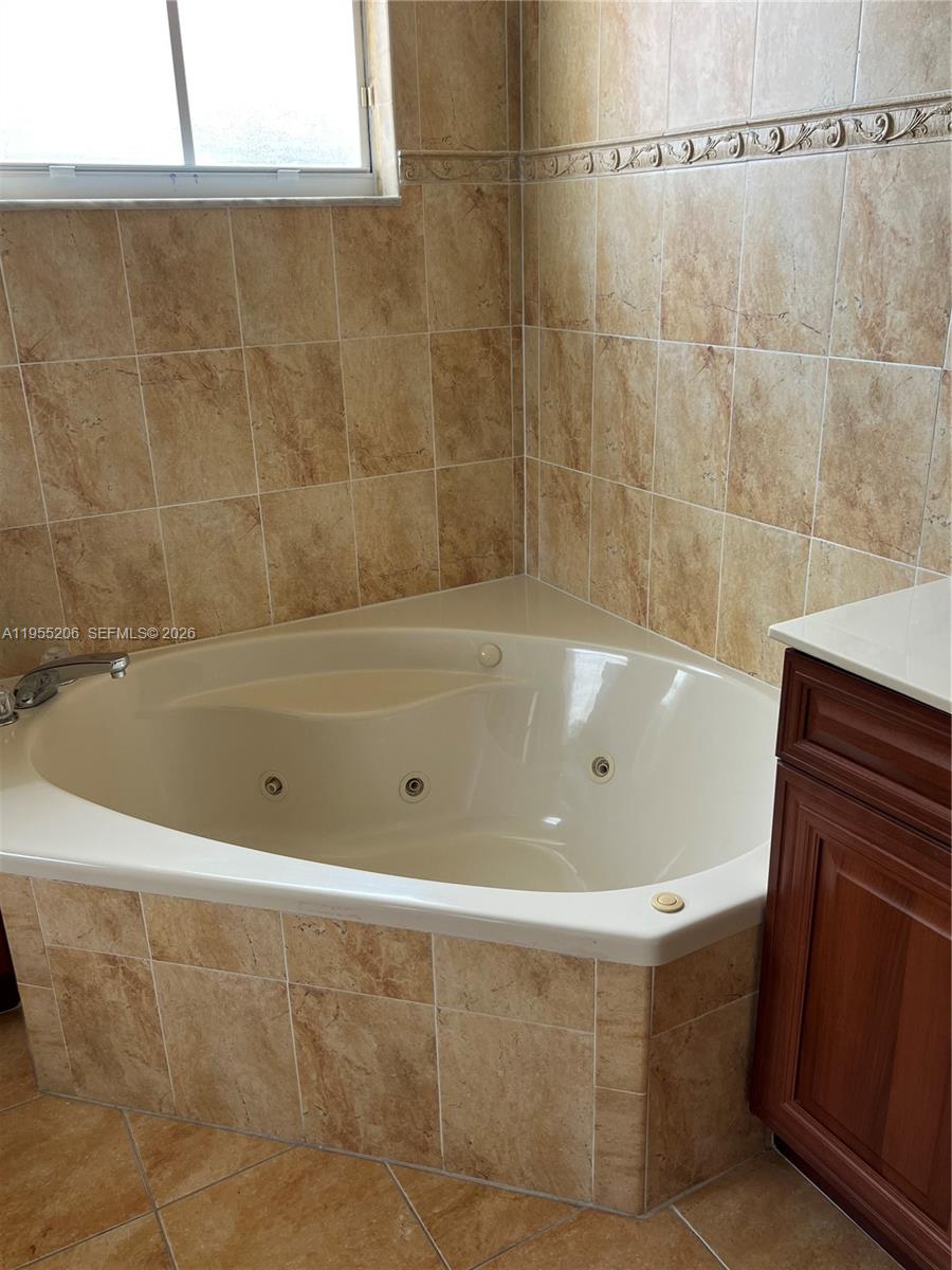 15389 Southwest 90th Terrace Miami, FL 33196 - Photo 39 of 67