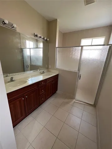 $4,400 | 15389 Southwest 90th Terrace, Miami, FL 33196