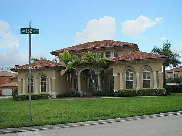 $4,400 | 15389 Southwest 90th Terrace, Miami, FL 33196