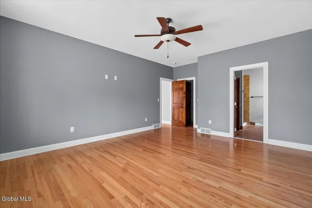 $575,000 | 18 Lakepointe Way, Saratoga Springs, NY 12866