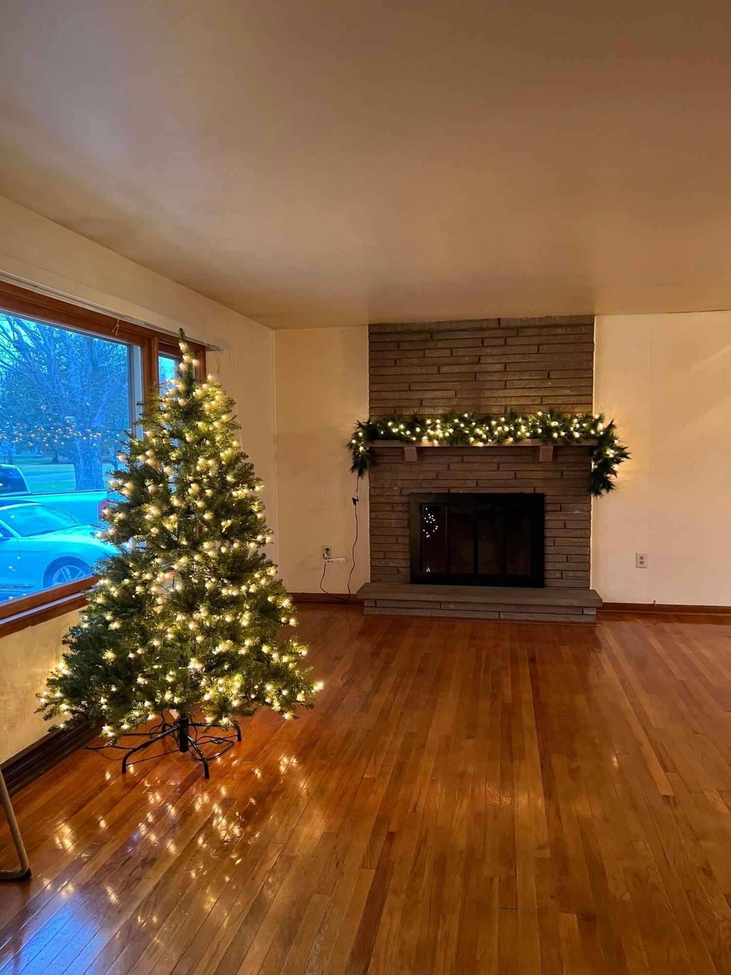 550 Ridgewood Drive Circleville, OH 43113 - Photo 3 of 21 1BA79247-8DBD-4ACD-ADB9-A53CB072D53D