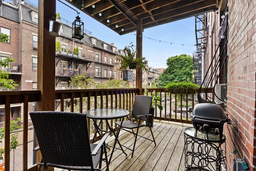 30 East Springfield Street, Unit 2 Boston, MA 02118 - Photo 10 of 13