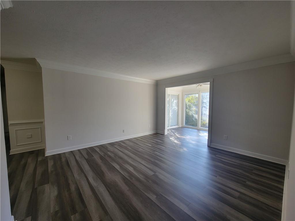 1309 Natchez Trace Atlanta, GA 30350 - Photo 3 of 18