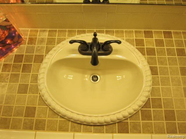 4475 Atkins Road Port Huron, MI 48060 - Photo 20 of 28 IMG_6074.jpg