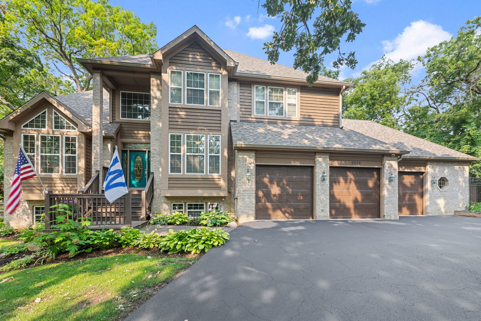 3214 Chelmsford Drive Spring Grove, IL 60081 - Photo 2 of 34