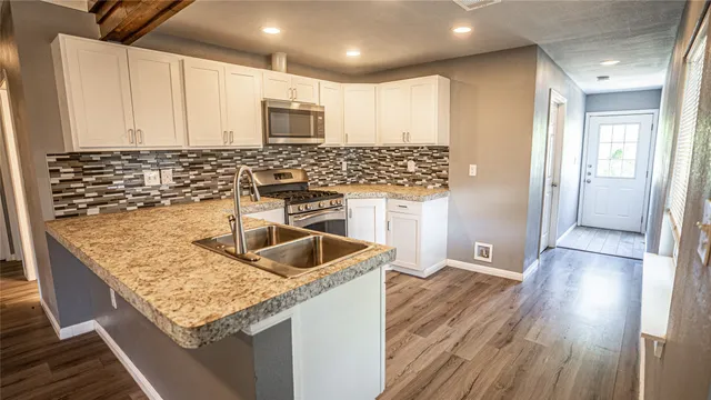 $1,800 | 106 West Hoopes Avenue, Pflugerville, TX 78660