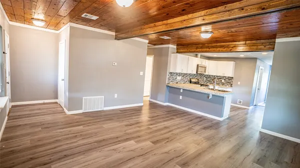 $1,700 | 106 West Hoopes Avenue, Pflugerville, TX 78660