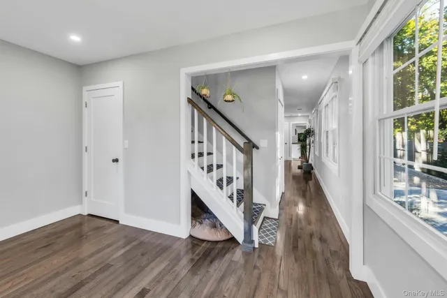 $1,175,000 | 2 Roosevelt Street, Bayville, NY 11709