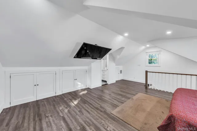 $1,175,000 | 2 Roosevelt Street, Bayville, NY 11709