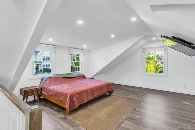 $1,175,000 | 2 Roosevelt Street, Bayville, NY 11709