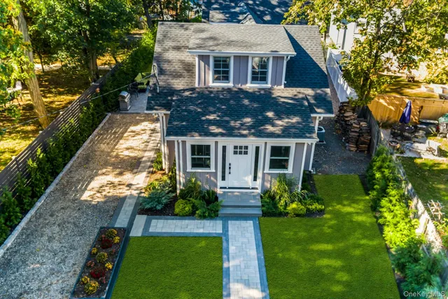 $1,175,000 | 2 Roosevelt Street, Bayville, NY 11709