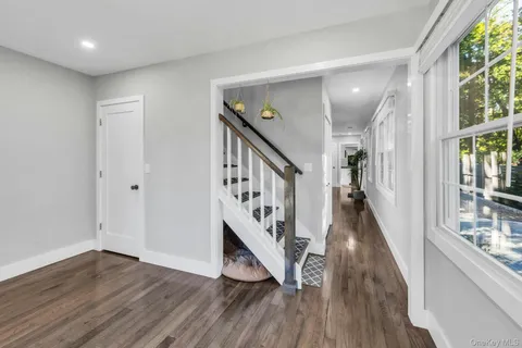 $1,175,000 | 2 Roosevelt Street, Bayville, NY 11709