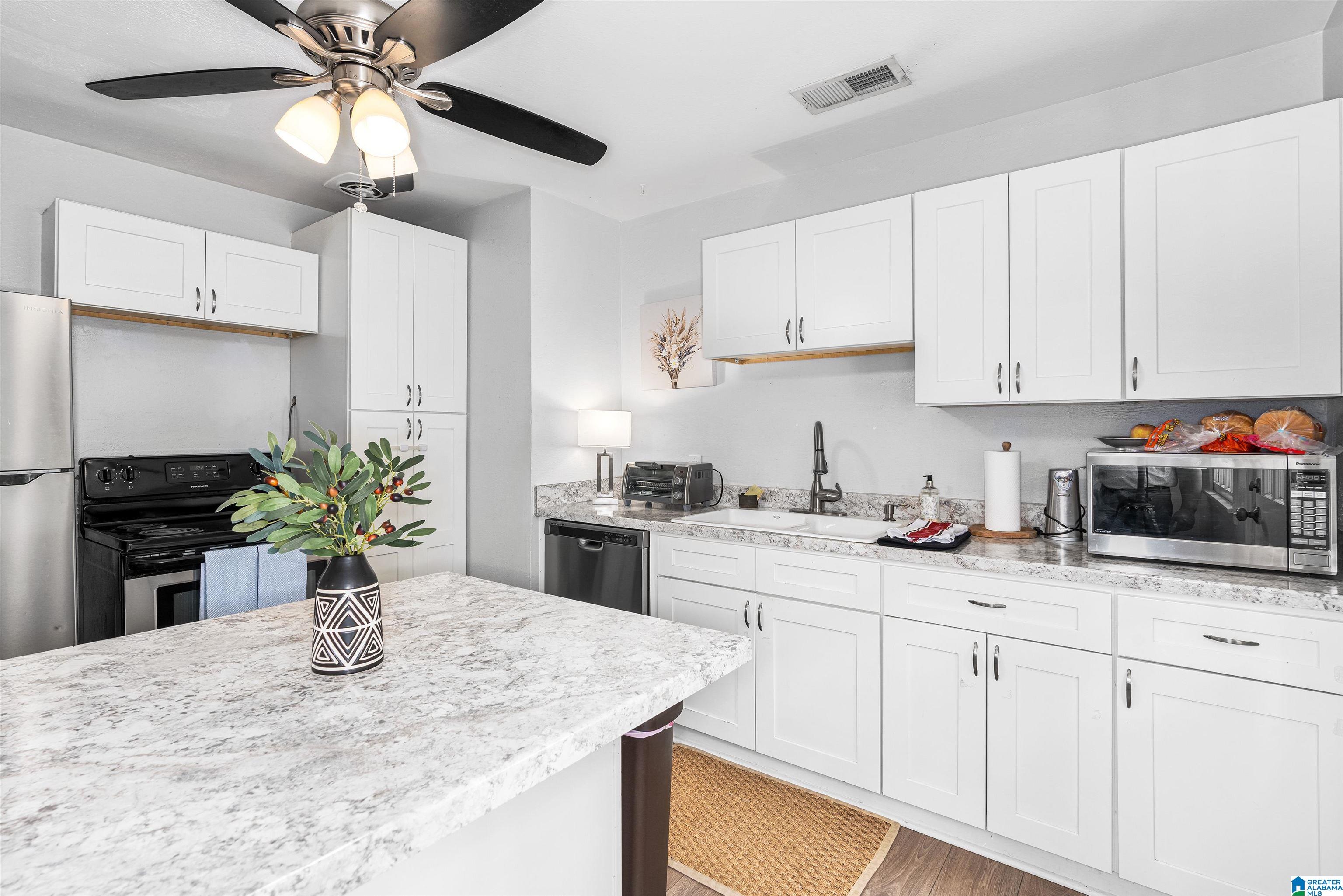 2213 Chapel Hill Road Birmingham, AL 35216 - Photo 12 of 24