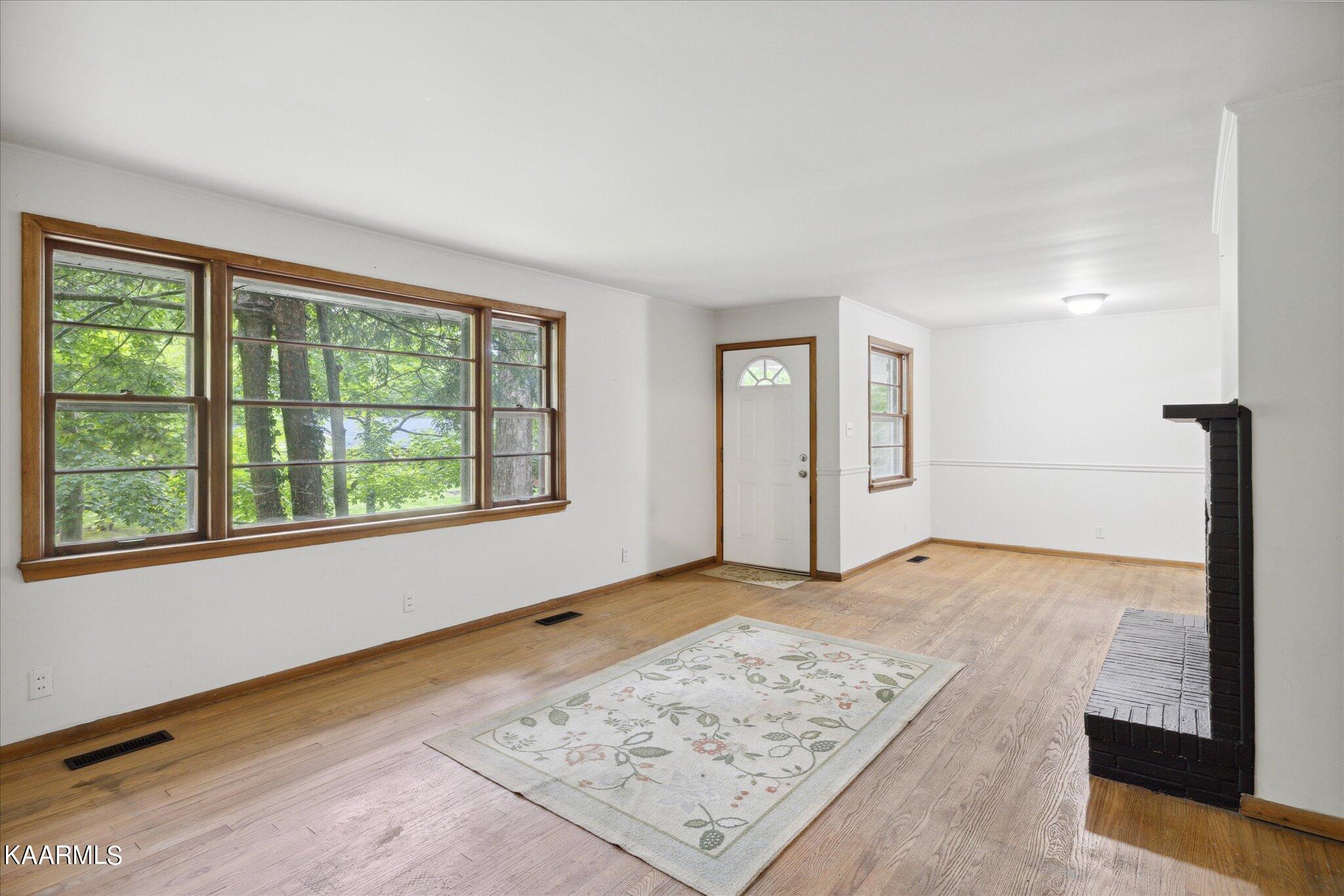 5821 Briercliff Road Knoxville, TN 37918 - Photo 6 of 25 09-IMG_0041
