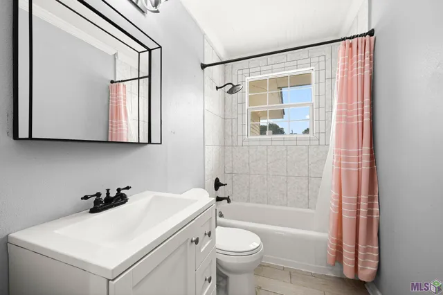 $274,999 | 17805 Greenwell Springs Road, Greenwell Springs, LA 70739