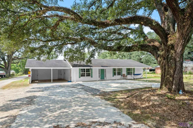 $274,999 | 17805 Greenwell Springs Road, Greenwell Springs, LA 70739