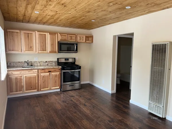 $1,050 | 25840 Highway 243, Unit 24, Idyllwild, CA 92549