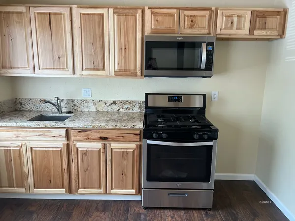 $1,050 | 25840 Highway 243, Unit 24, Idyllwild, CA 92549