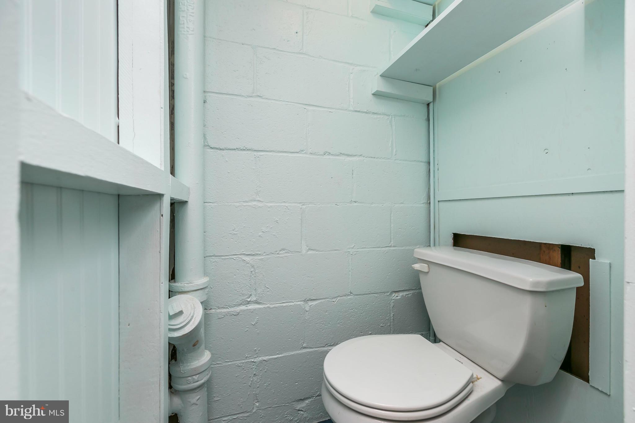 1945 Holborn Road Baltimore, MD 21222 - Photo 25 of 30 Lower Level