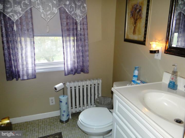 2225 Edgely Road Levittown, PA 19057 - Photo 13 of 24 Bathroom