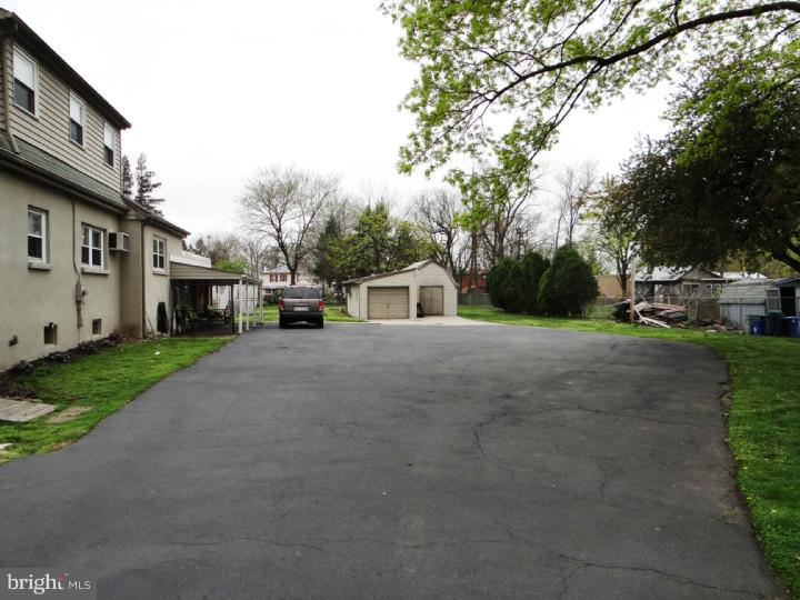 2225 Edgely Road Levittown, PA 19057 - Photo 3 of 24 Gallery Image 3