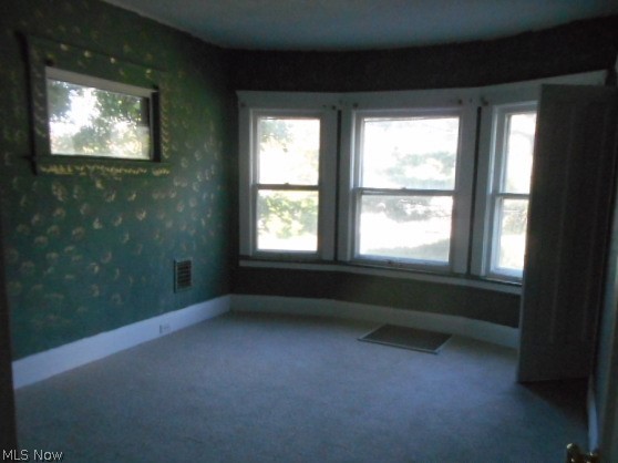 1664 Lee Road Cleveland, OH 44118 - Photo 16 of 21 Gallery Image 16