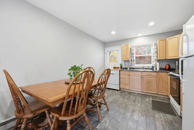 $265,000 | 40 Woodridge Drive, Unit 40, Cheshire, CT 06410