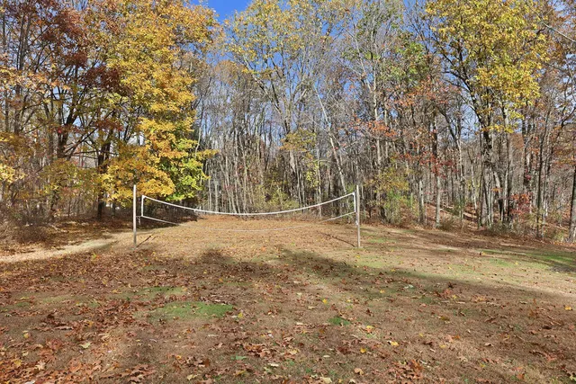 $265,000 | 40 Woodridge Drive, Unit 40, Cheshire, CT 06410