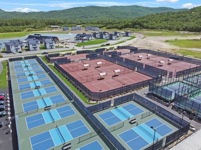 $4,750 | 55 Lafayette Road, Unit 2, Thornton, NH 03285