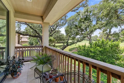 $799,900 | 2 Prestonwood Cove, Lakeway, TX 78734