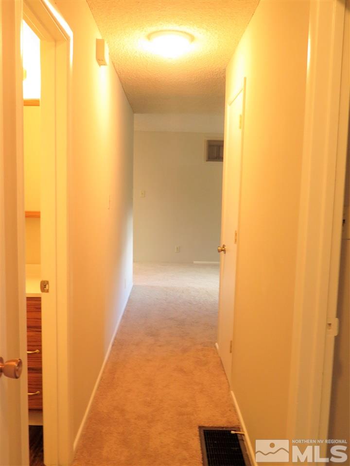 1825 Hawthorne Road Reno, NV 89502 - Photo 17 of 21 a view of bathroom