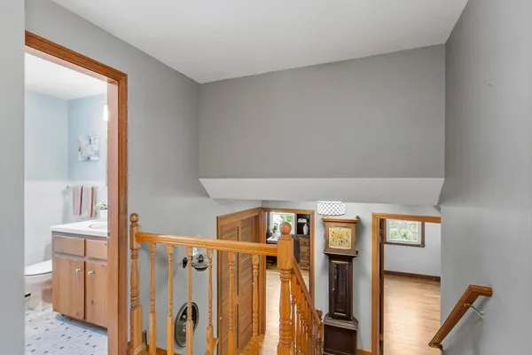 $900,000 | 11 Ethelyn Circle, Maynard, MA 01754
