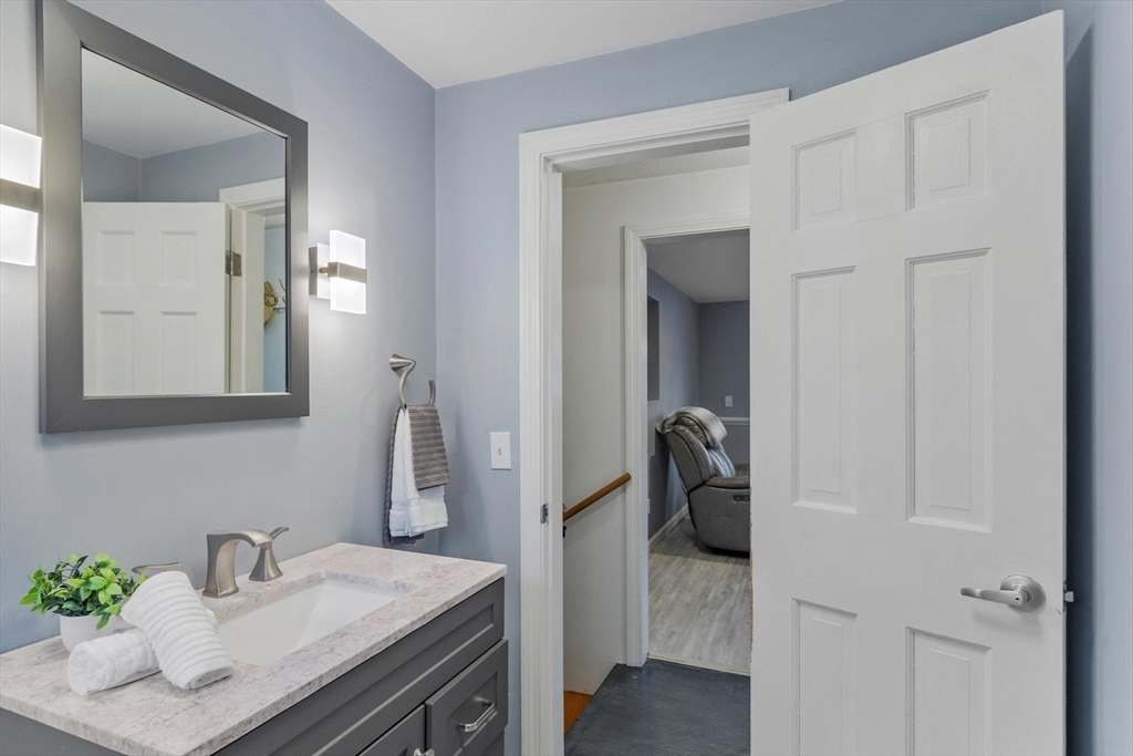 11 Ethelyn Circle Maynard, MA 01754 - Photo 33 of 40