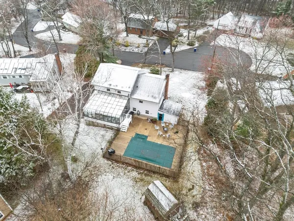 $900,000 | 11 Ethelyn Circle, Maynard, MA 01754