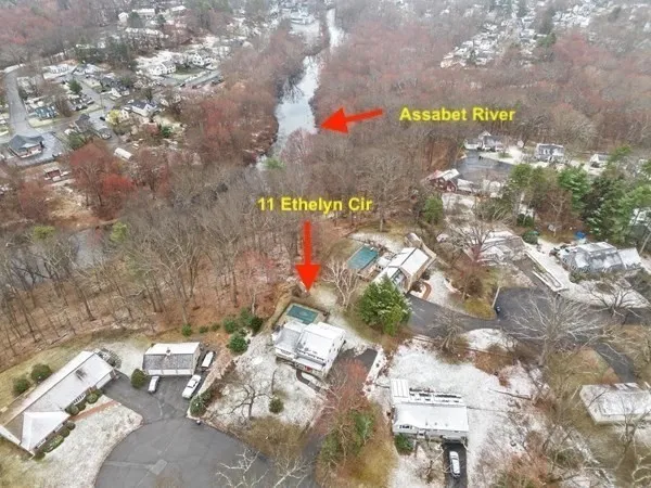 $900,000 | 11 Ethelyn Circle, Maynard, MA 01754