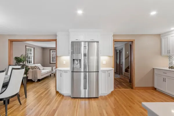 $900,000 | 11 Ethelyn Circle, Maynard, MA 01754