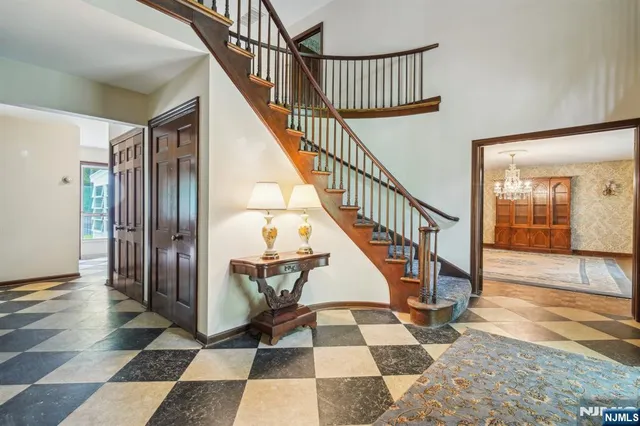 $2,149,000 | 75 Woodcliff Lake Road, Saddle River, NJ 07458